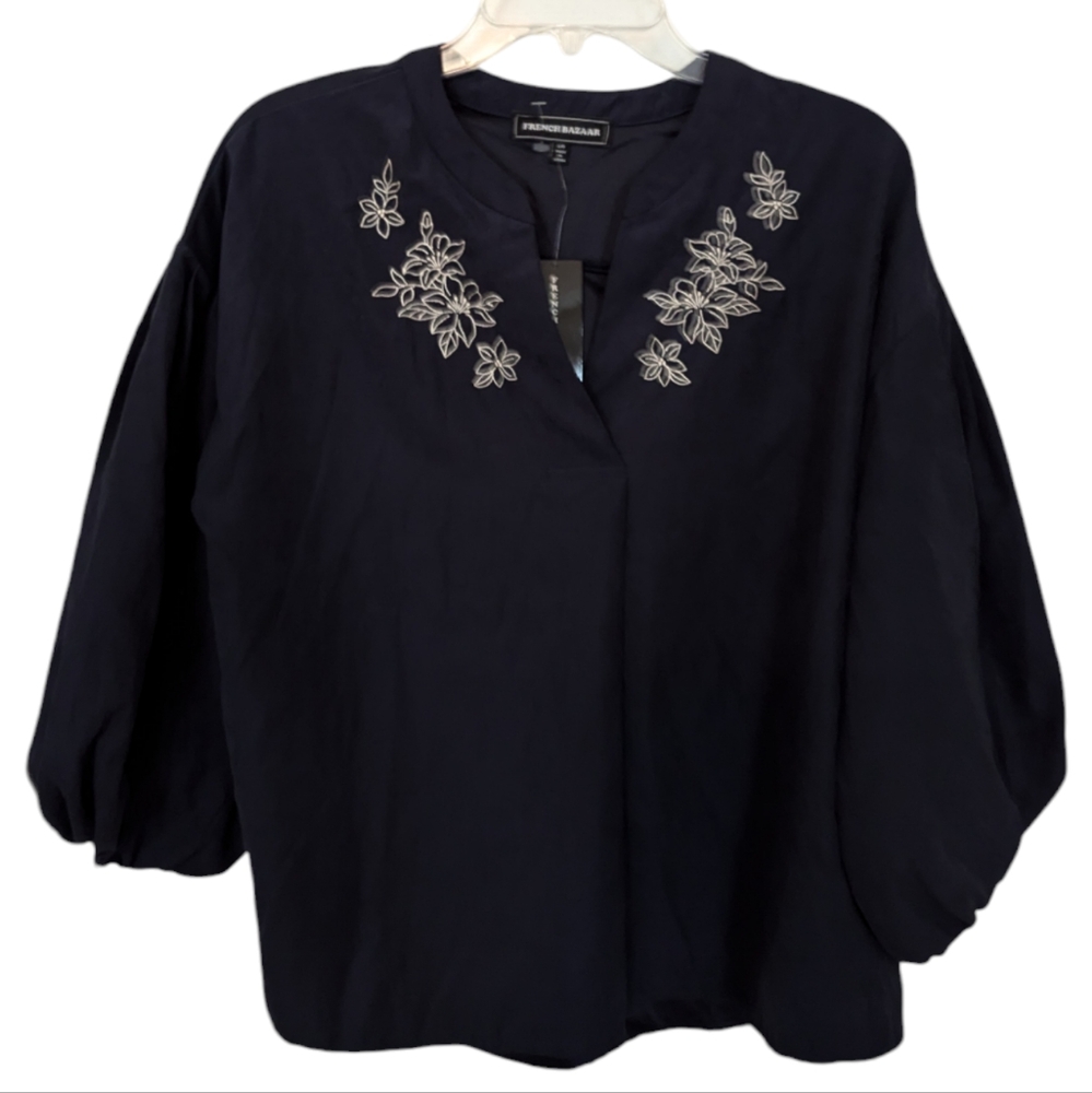 NWT FRENCH BAZAAR LARGE BALLOON SLEEVE EMBROIDERED TOP